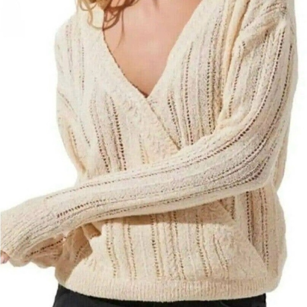 Astr Cream V-Neck Women's Sweater